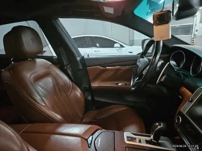 2015 Maserati Ghibli VIN:
