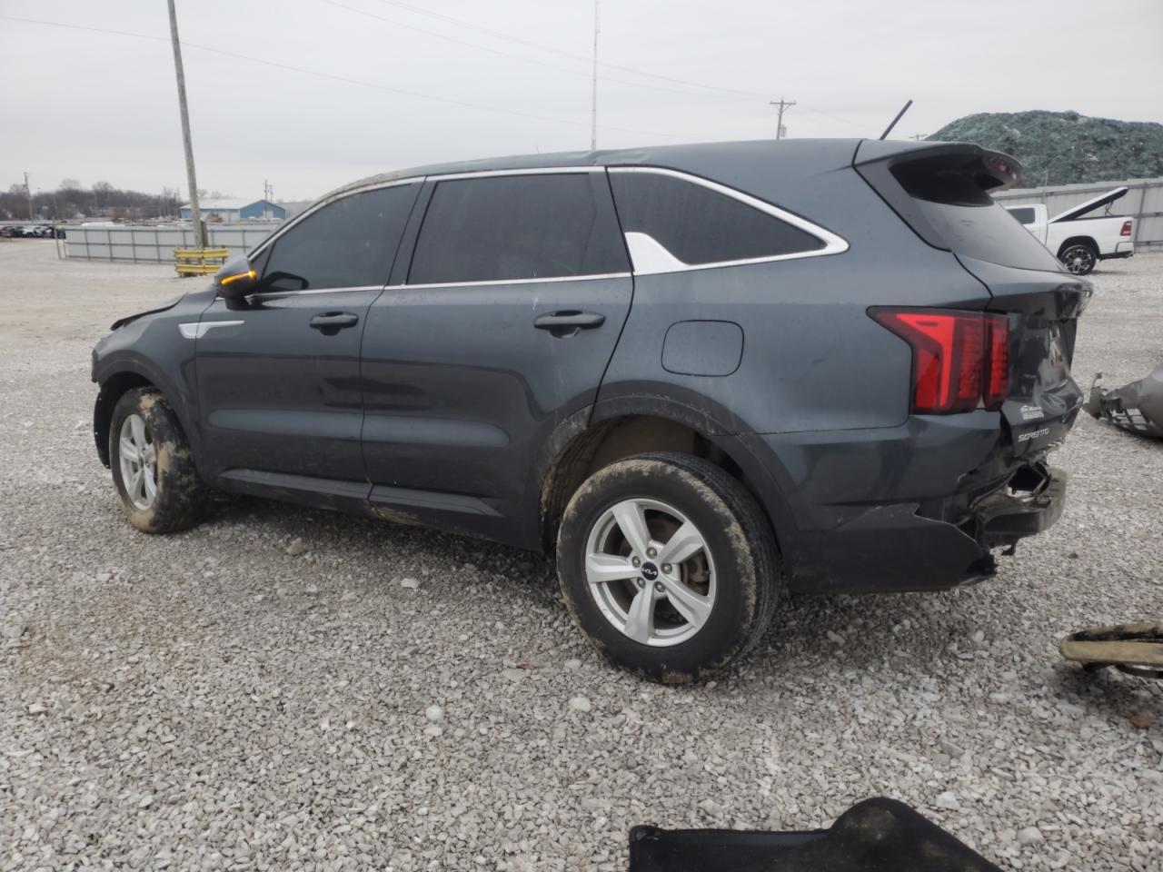 2023 KIA SORENTO LX VIN:5XYRGDLCXPG192967