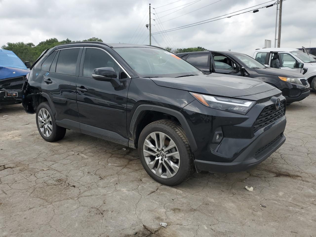 2022 TOYOTA RAV4 XLE PREMIUM VIN:2T3A1RFVXNC293953