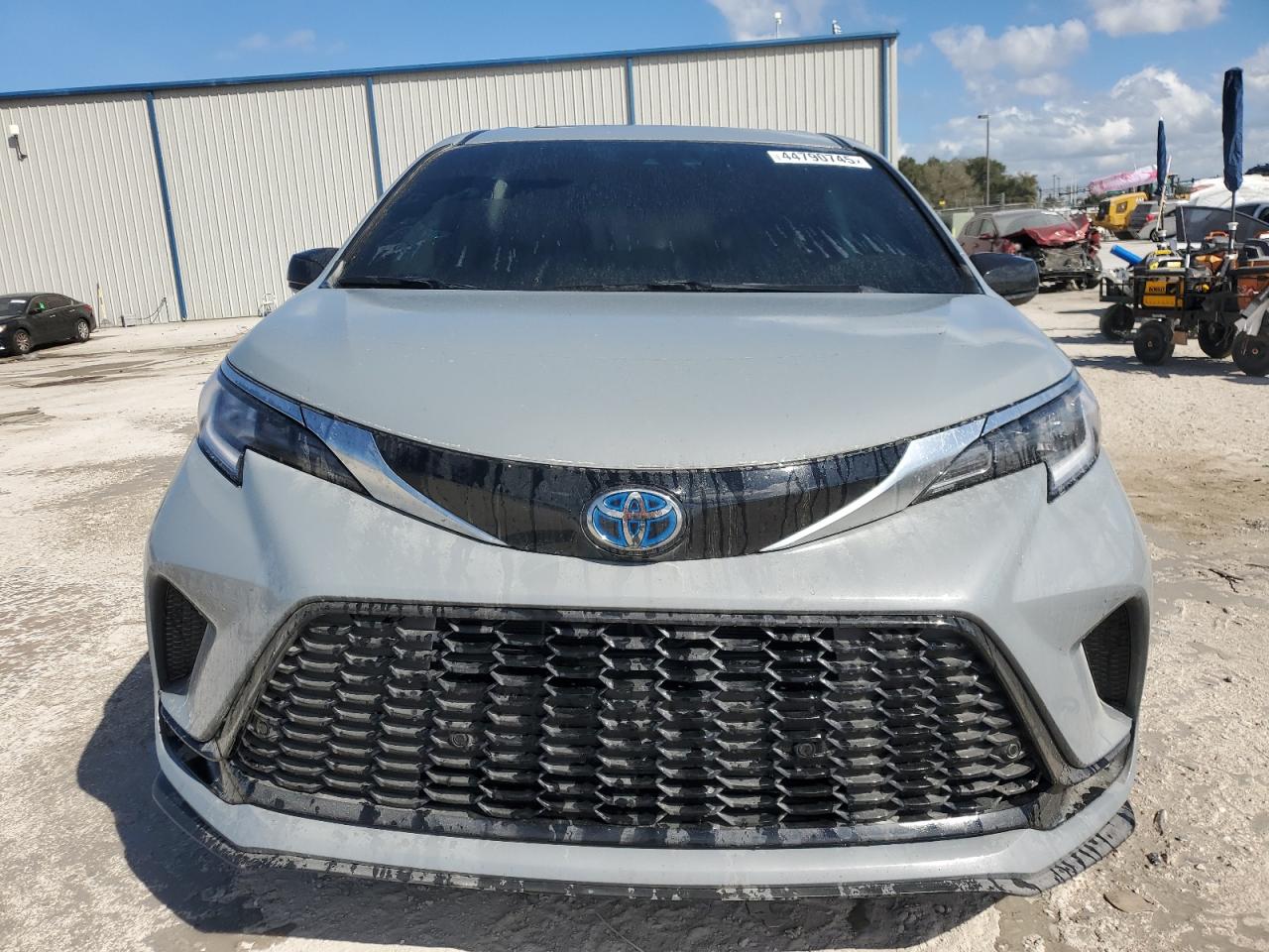 2023 TOYOTA SIENNA XSE VIN:5TDXSKFC0PS107594