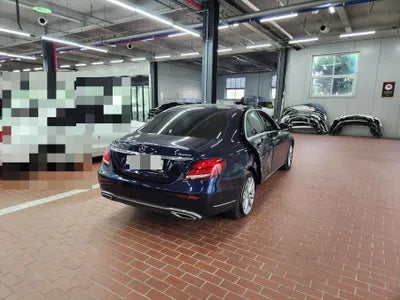 2018 Mercedes-Benz E 220 VIN: