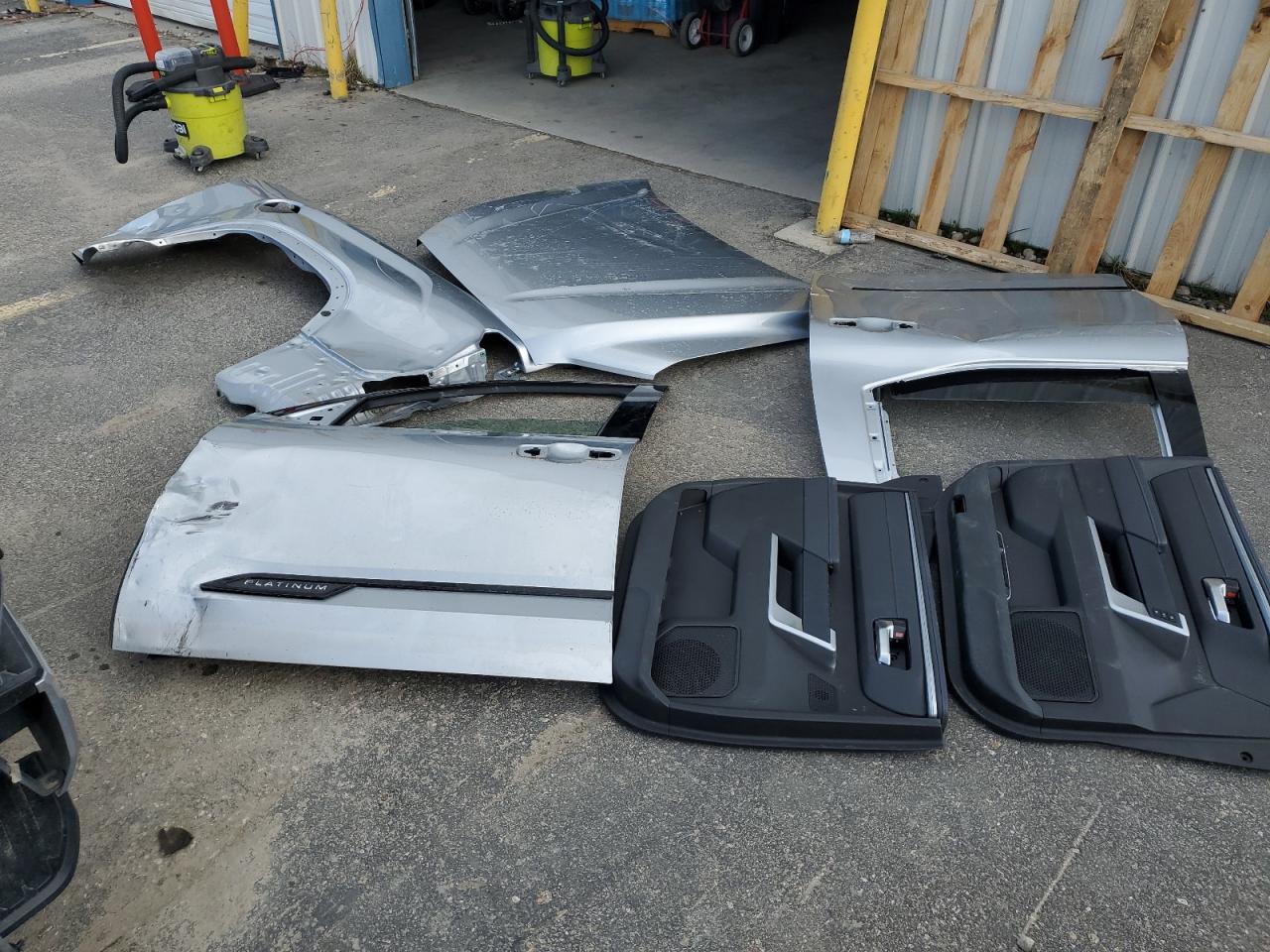 2023 TOYOTA TUNDRA CREWMAX PLATINUM VIN:5TFNA5EC7PX014028