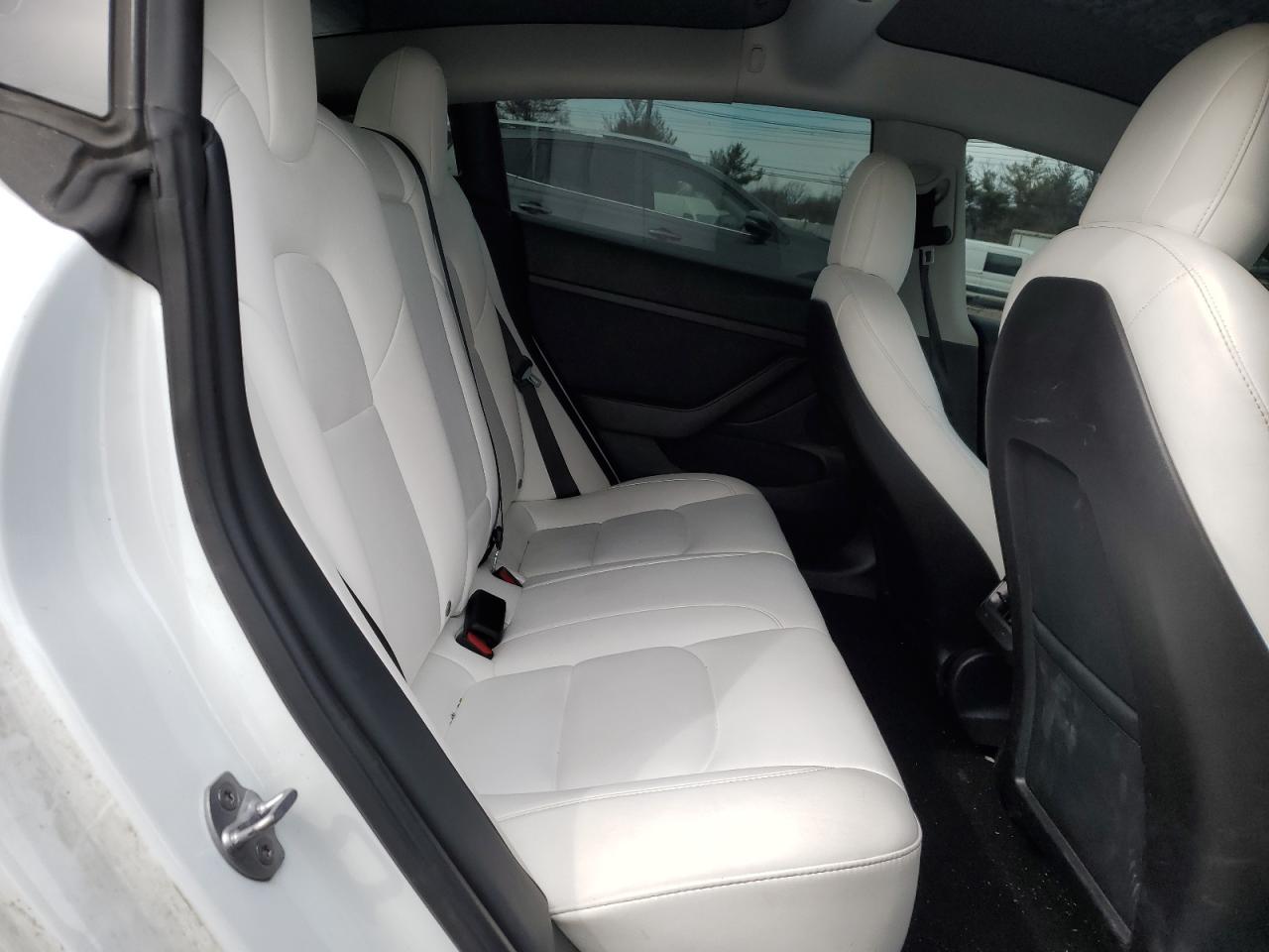2022 TESLA MODEL 3  VIN:5YJ3E1EB4NF164276