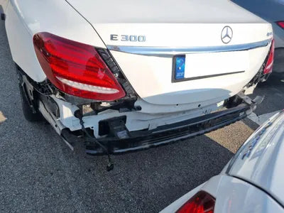 2019 Mercedes-Benz E 300 WDDZF4JB4KA677326 VIN:WDDZF4JB4KA677326