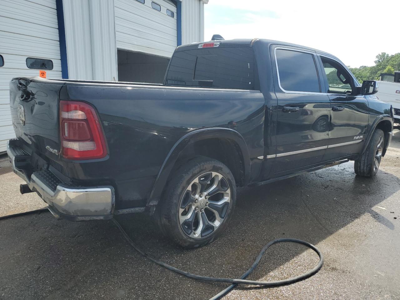 2023 RAM 1500 LIMITED VIN:1C6SRFHT5PN522613