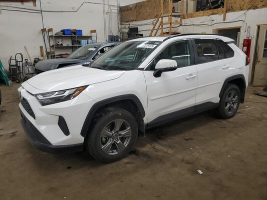 2024 TOYOTA RAV4 XLE VIN:2T3P1RFV2RC459785