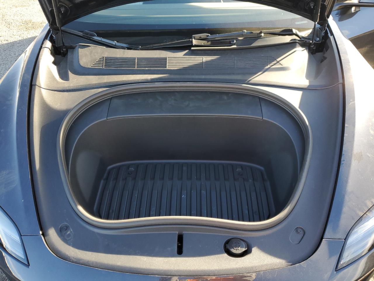2024 TESLA MODEL 3  VIN:JHLRE38569C010475