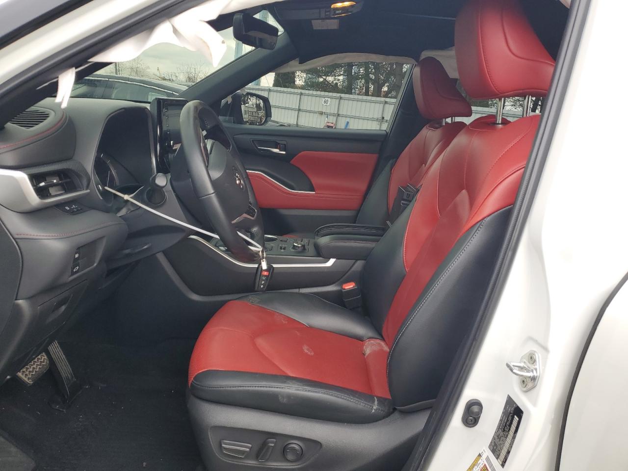 2022 TOYOTA HIGHLANDER XSE VIN:5TDLZRBH0NS256024