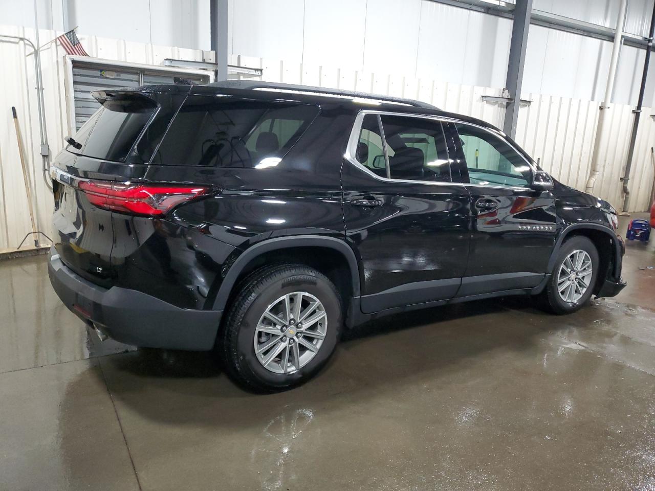 2022 CHEVROLET TRAVERSE LT VIN:1GNEVGKW8NJ165918