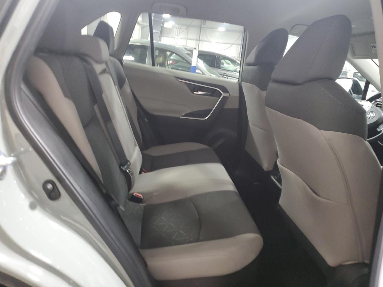 2023 TOYOTA RAV4 XLE VIN:4T3RWRFV7PU094526