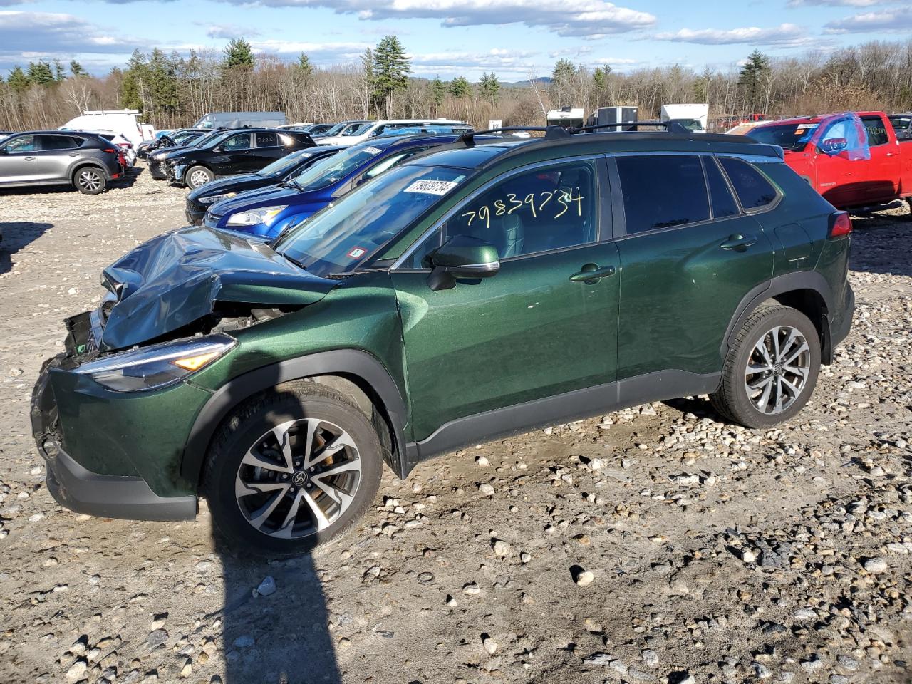 2022 TOYOTA COROLLA CROSS XLE VIN:7MUDAABG8NV004483
