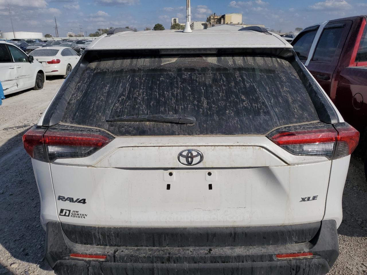 2023 TOYOTA RAV4 XLE VIN:2T3W1RFV9PW298858