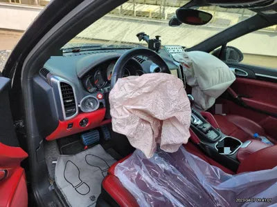 2015 Porsche Cayenne VIN: