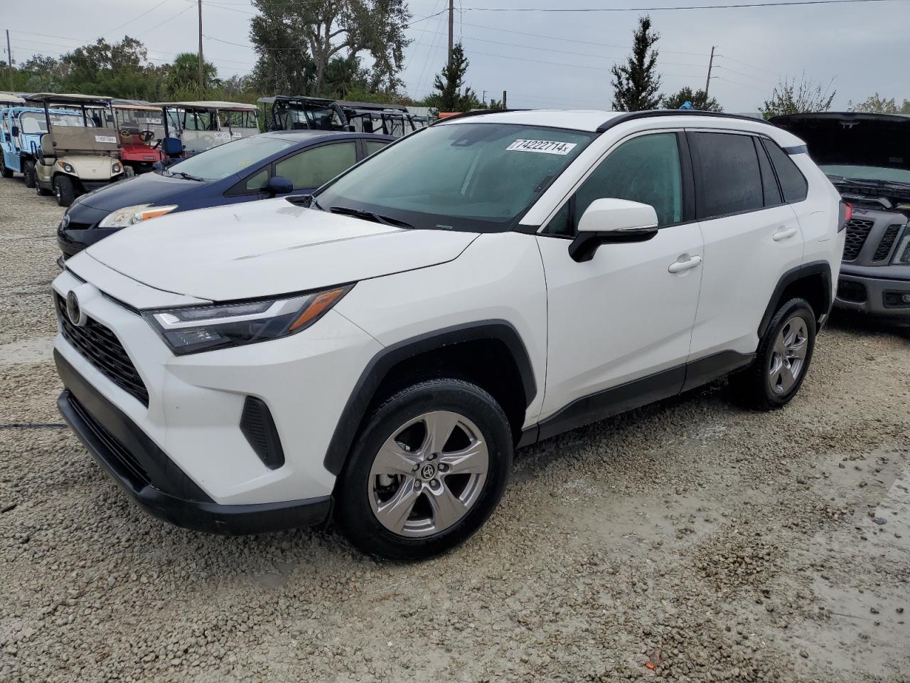 2022 TOYOTA RAV4 XLE VIN:2T3W1RFVXNW233630