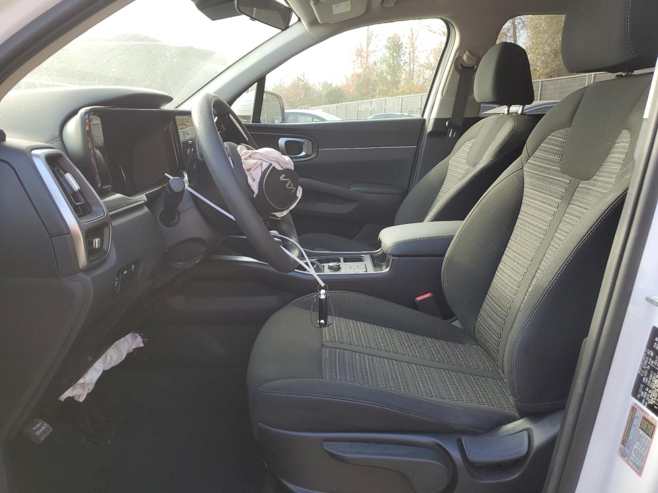 2022 KIA SORENTO LX VIN:5XYRG4LC9NG141148