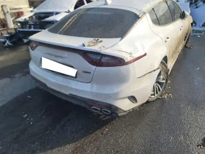 2018 Kia Stinger KNAE351BDJS032549 VIN:KNAE351BDJS032549