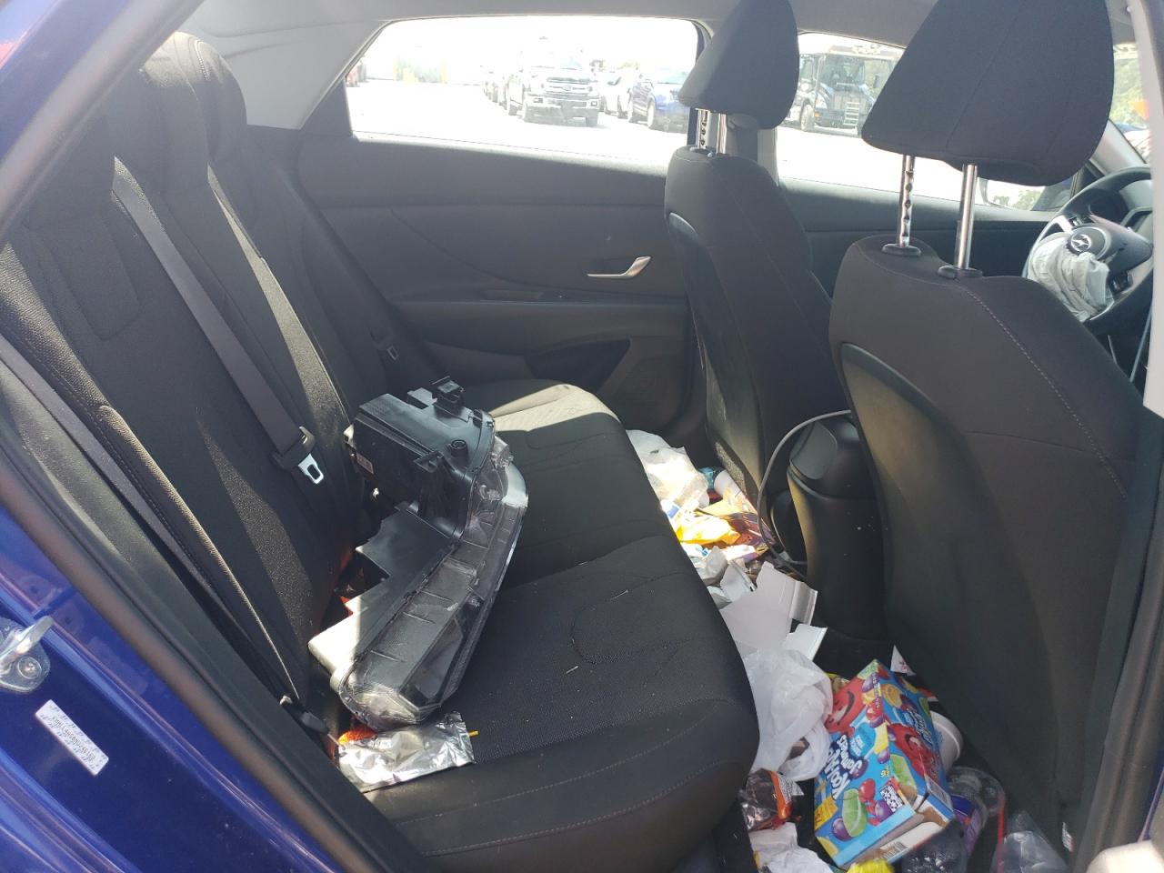2022 HYUNDAI ELANTRA SE VIN:KMHLL4AG0NU246162