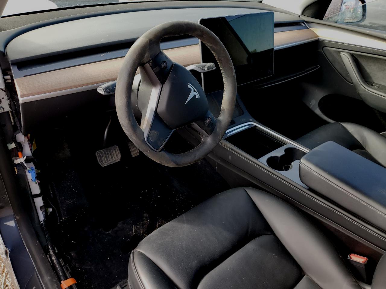 2023 TESLA MODEL Y  VIN:7SAYGDEE4PA090968