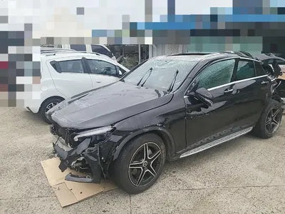 2021 Mercedes-Benz GLC 300 VIN: