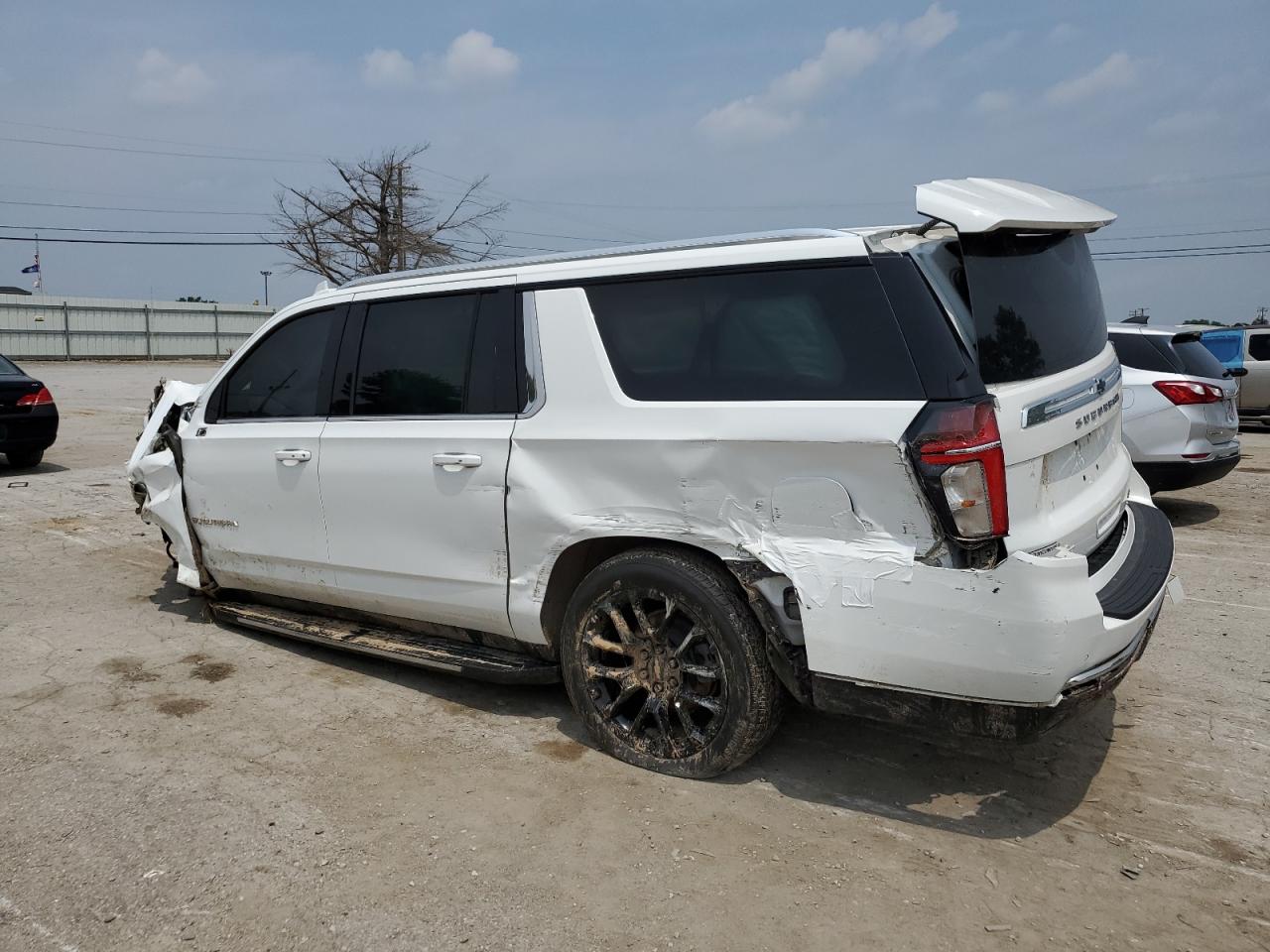 2022 CHEVROLET SUBURBAN K1500 LT VIN:1GNSKCKD2NR284746