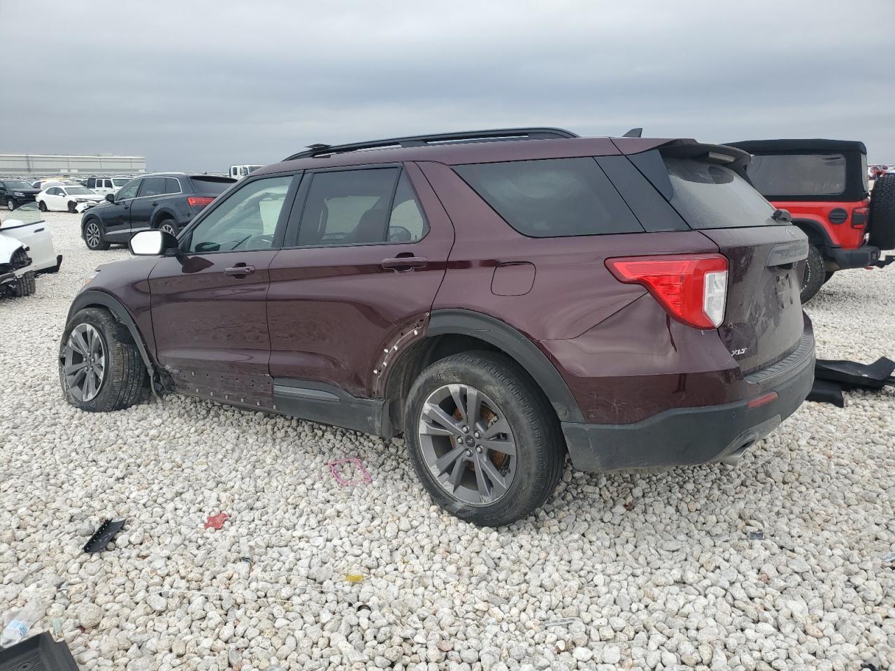 2022 FORD EXPLORER XLT VIN:1FMSK7DH6NGA63920