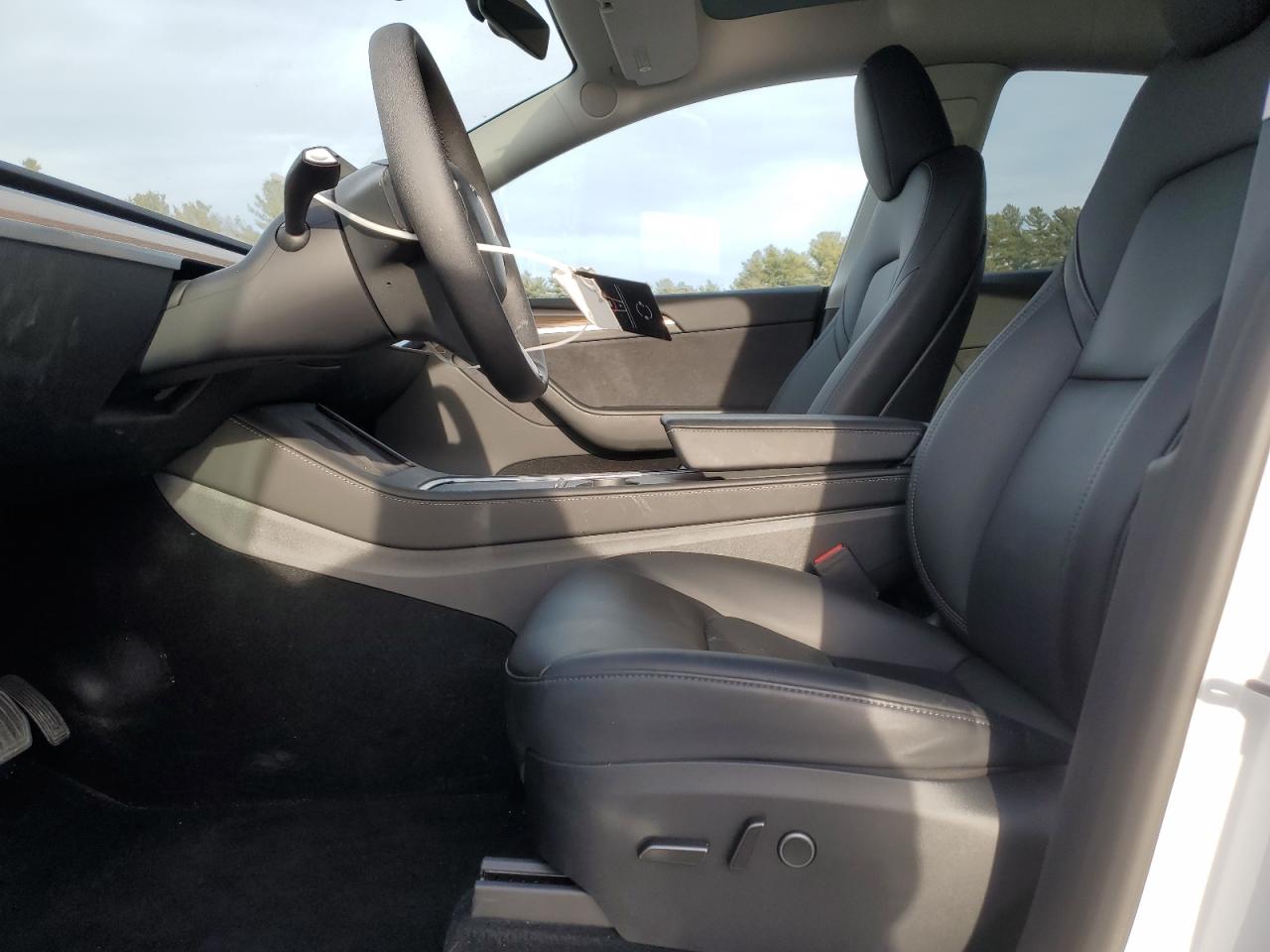 2023 TESLA MODEL Y  VIN:7SAYGDEE0PA116790