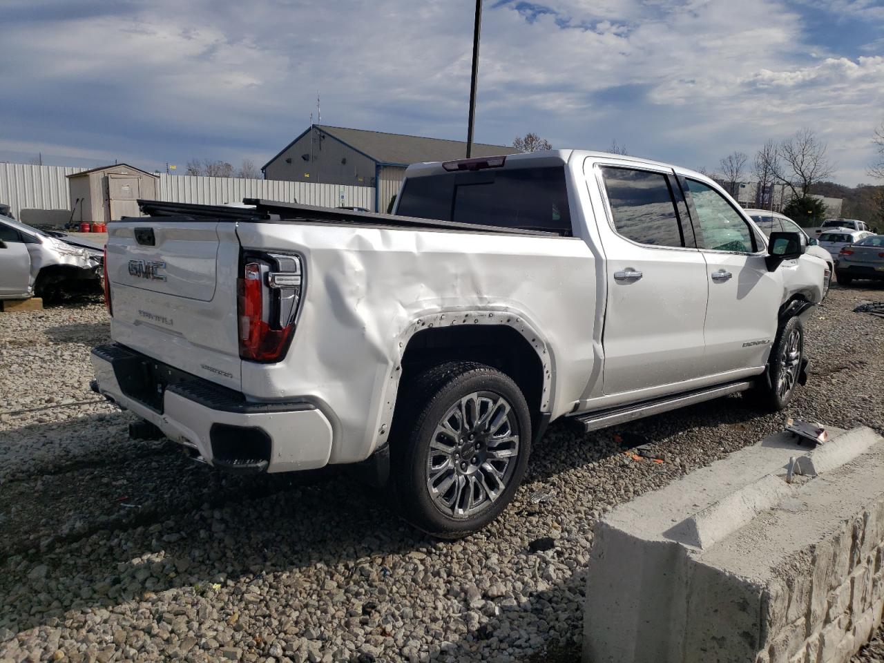 2024 GMC SIERRA K1500 DENALI ULTIMATE VIN:1GTUUHEL2RZ327323