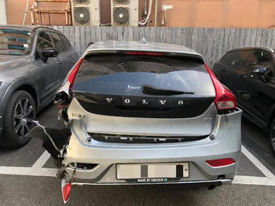 2017 Volvo V40 YV1MV79K0H2422437 VIN:YV1MV79K0H2422437