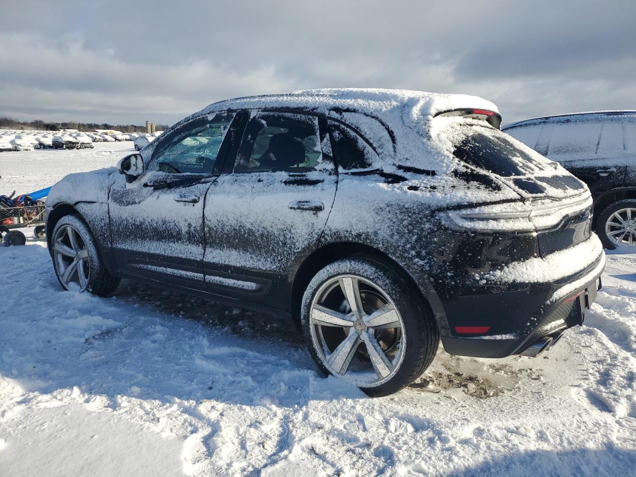 2024 PORSCHE MACAN BASE VIN:WP1AA2A51RLB04000