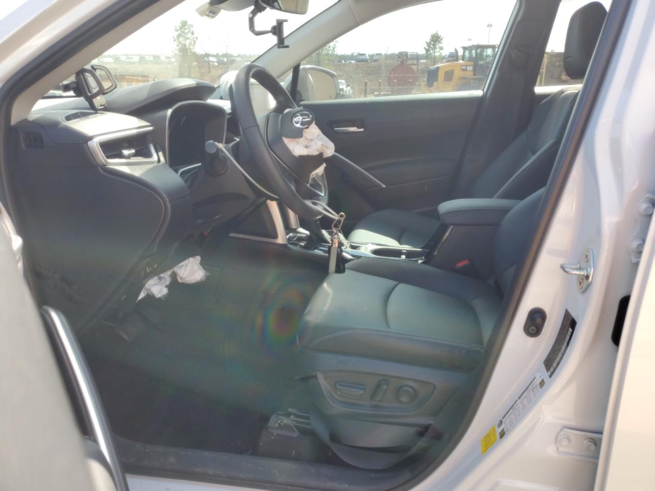 2023 TOYOTA COROLLA CROSS XLE VIN:7MUDAAAG3PV043549