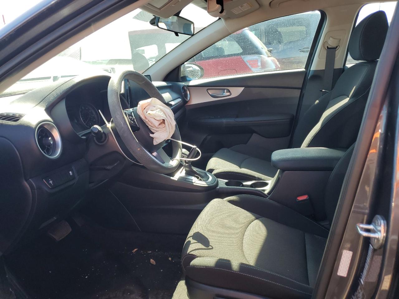 2022 KIA FORTE FE VIN:3KPF24ADXNE476140