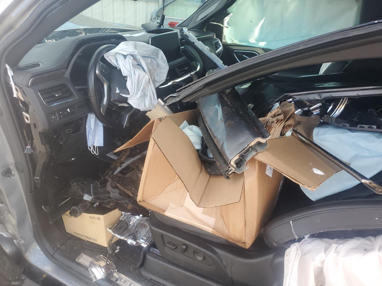 2022 CHEVROLET SUBURBAN K1500 LT VIN:1GNSKCKD9NR339175