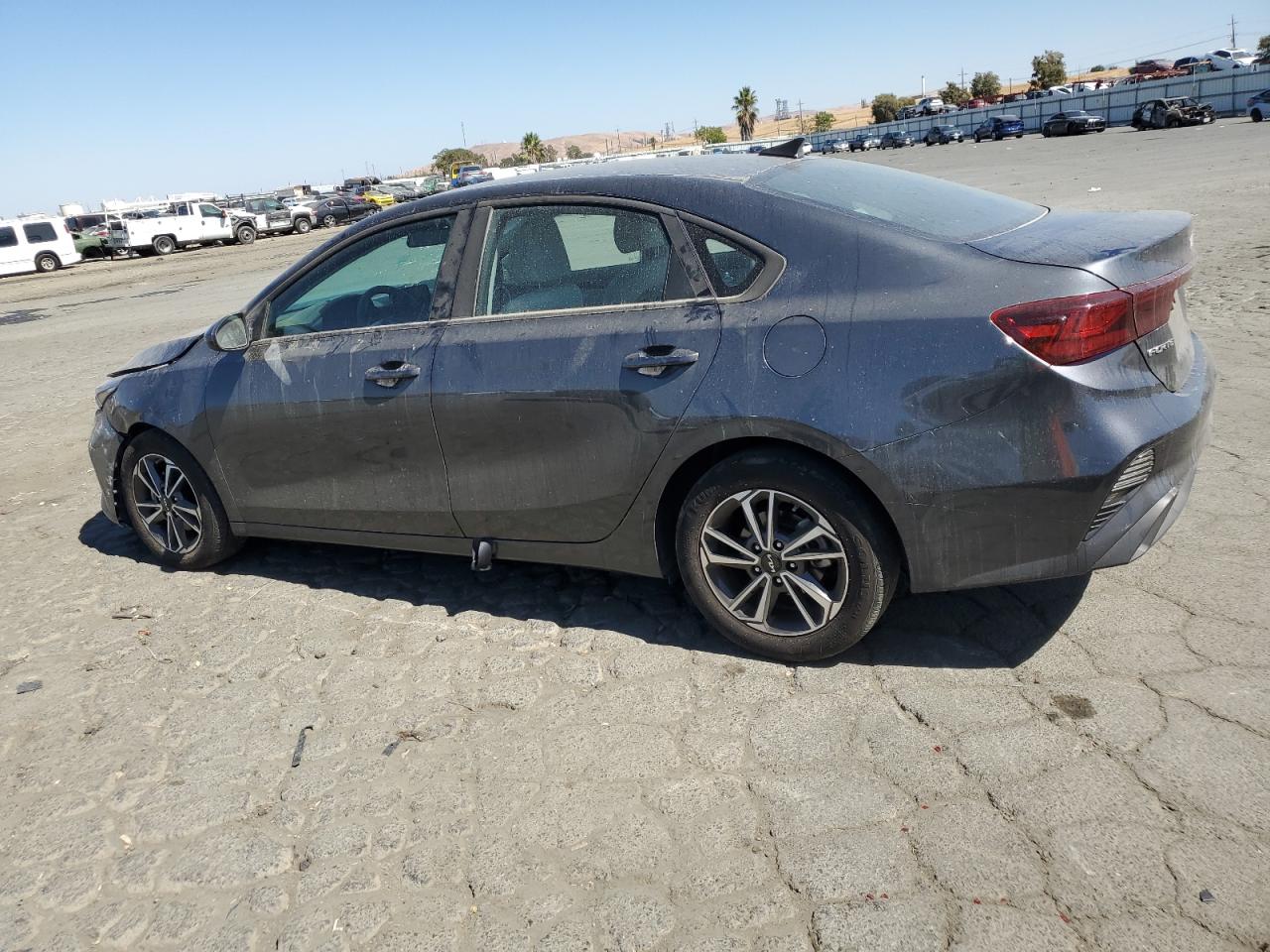 2022 KIA FORTE FE VIN:3KPF24AD2NE416613