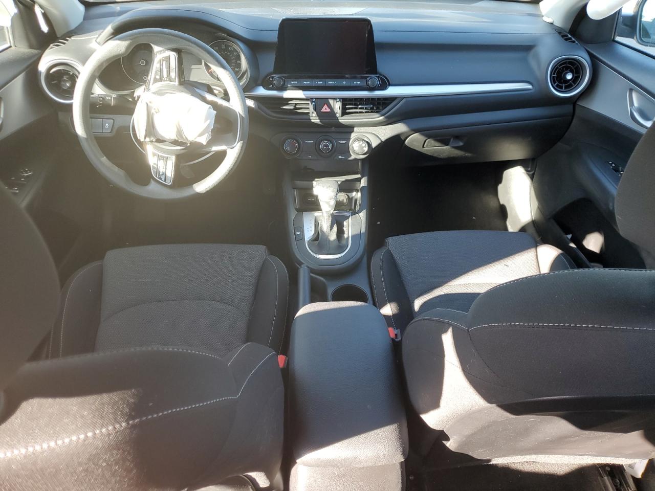 2023 KIA FORTE LX VIN:3KPF24AD9PE628878
