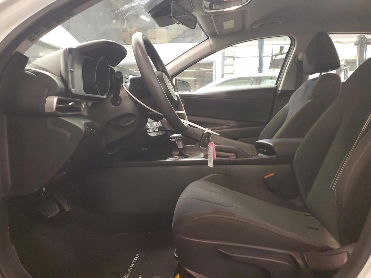 2023 HYUNDAI ELANTRA SEL VIN:5NPLM4AG9PH101653