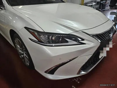 2018 Lexus ES 300 VIN: