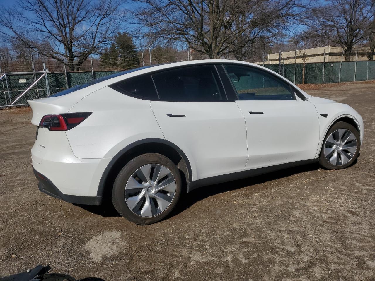 2023 TESLA MODEL Y  VIN:7SAYGDEE7PF600460