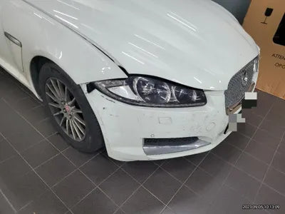 2014 Jaguar XF VIN: