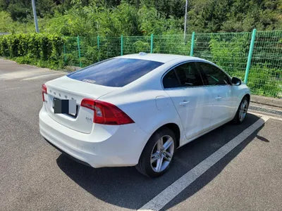 2014 Volvo S60 VIN: