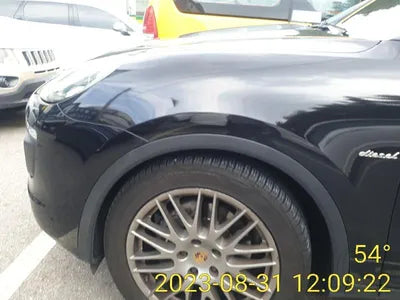 2015 Porsche Cayenne VIN: