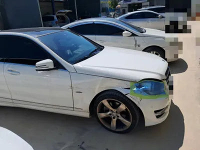 2014 Mercedes-Benz C 200 VIN: