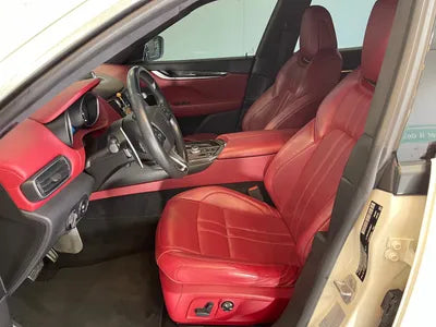 2017 Maserati Levante ZN661XUG6HX253011 VIN:ZN661XUG6HX253011