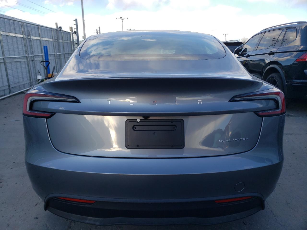 2024 TESLA MODEL 3  VIN:5YJ3E1EB0RF859487