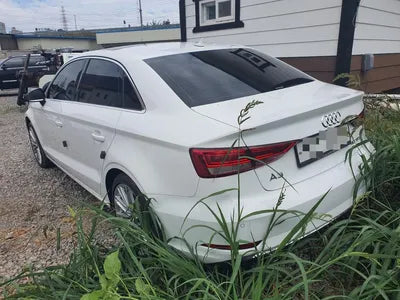 2018 Audi A3 WAUZZZ8V0J1081494 VIN:WAUZZZ8V0J1081494