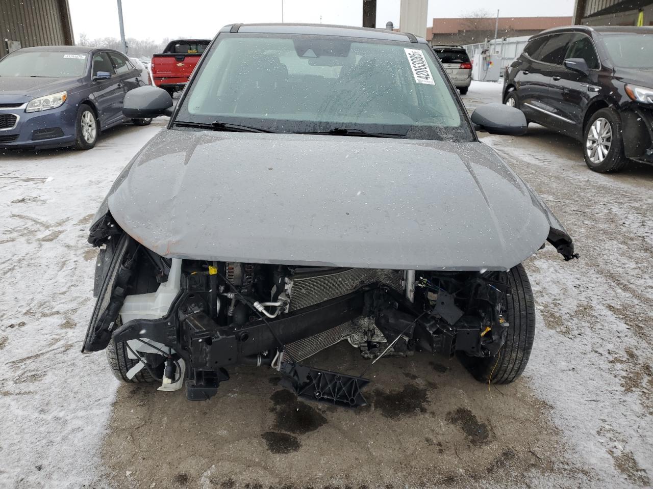 2022 HYUNDAI VENUE SE VIN:KMHRB8A35NU140663