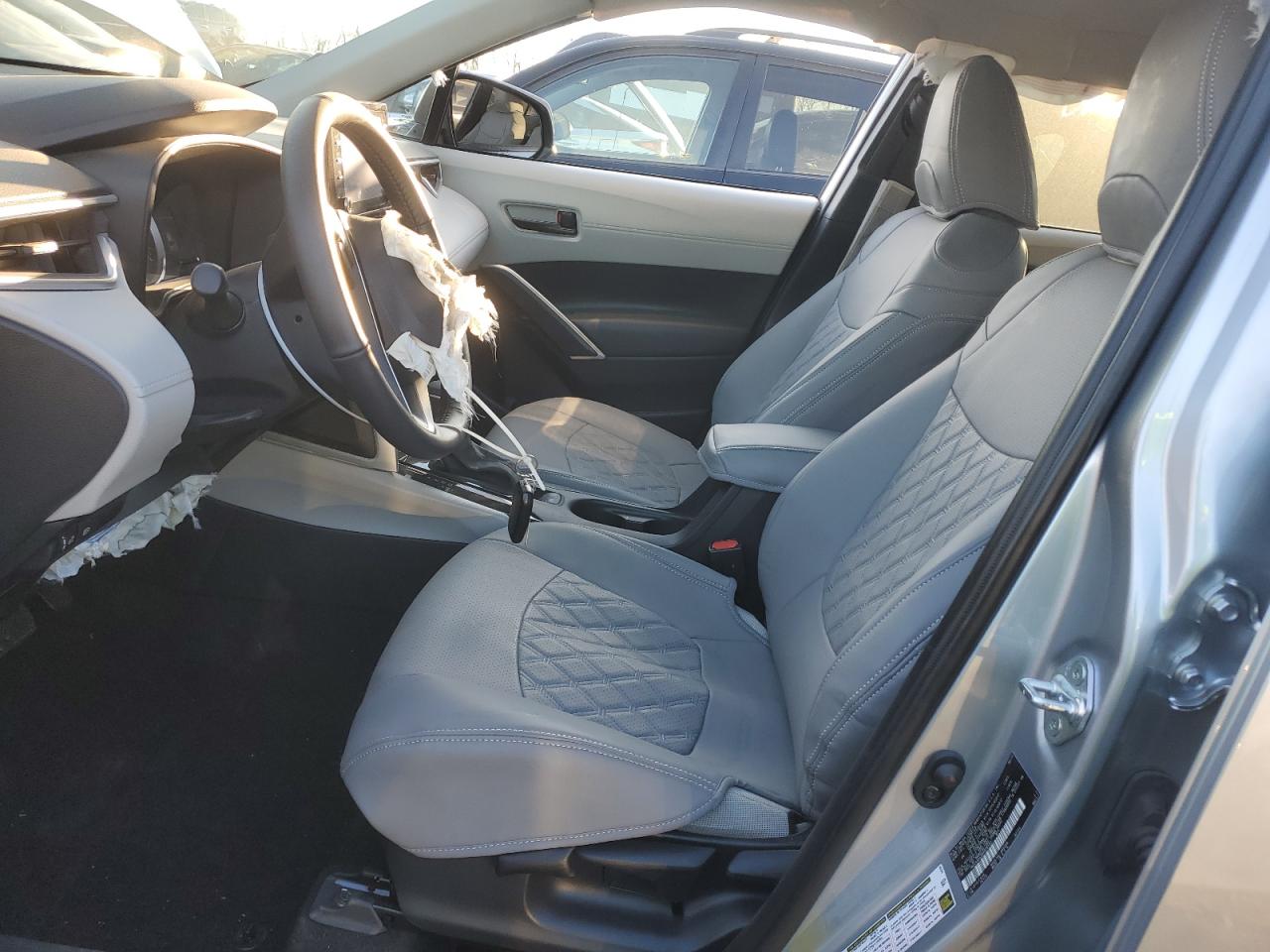 2022 TOYOTA COROLLA CROSS LE VIN:7MUCAAAG8NV020583