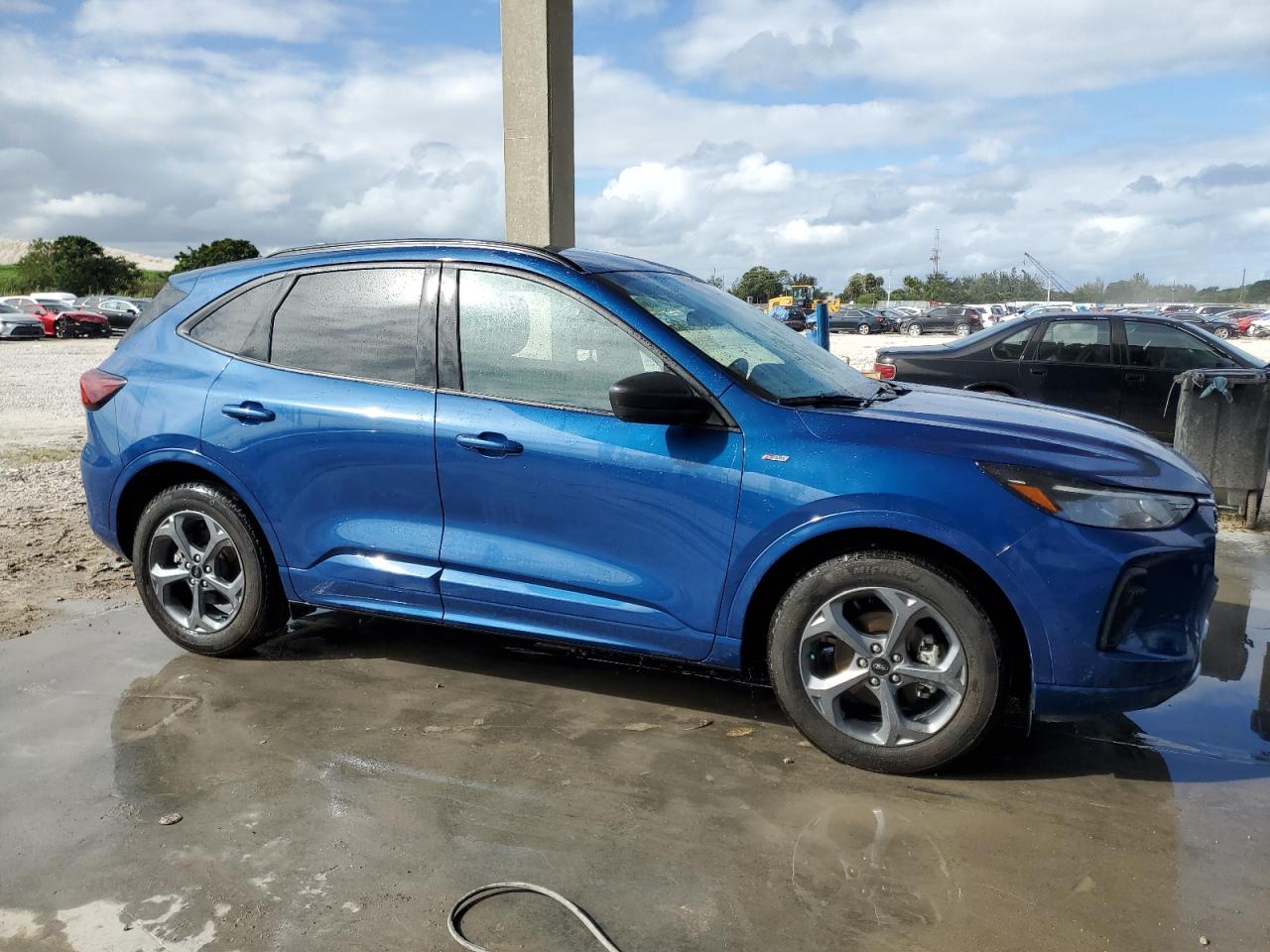 2023 FORD ESCAPE ST LINE VIN:1FMCU0MN0PUB41723