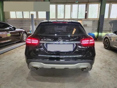 2019 Mercedes-Benz GLA 220 VIN: