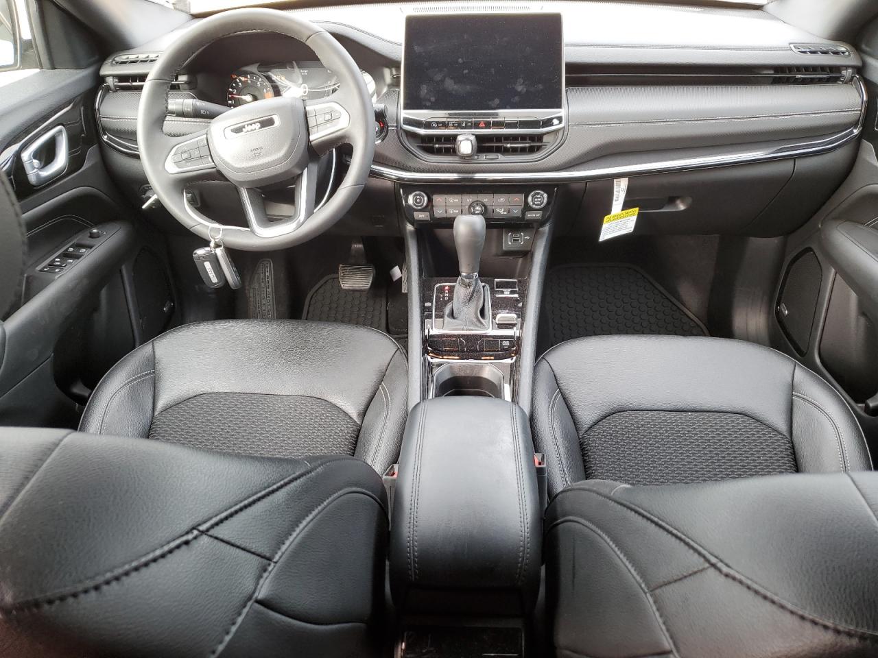 2024 JEEP COMPASS LATITUDE VIN:3C4NJDBNXRT120942