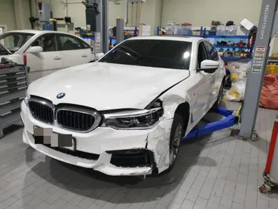 2019 BMW 520 VIN: